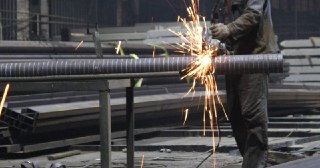 Цена на сварные работы в Каспийск - расчет стоимости сварных работ цена от 1240 руб.